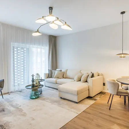 Apartamento Sleek Premium With Parking *