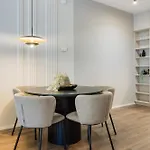 شقة Sleek Premium With Parking *