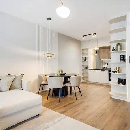 Sleek Premium With Parking Budapeszt